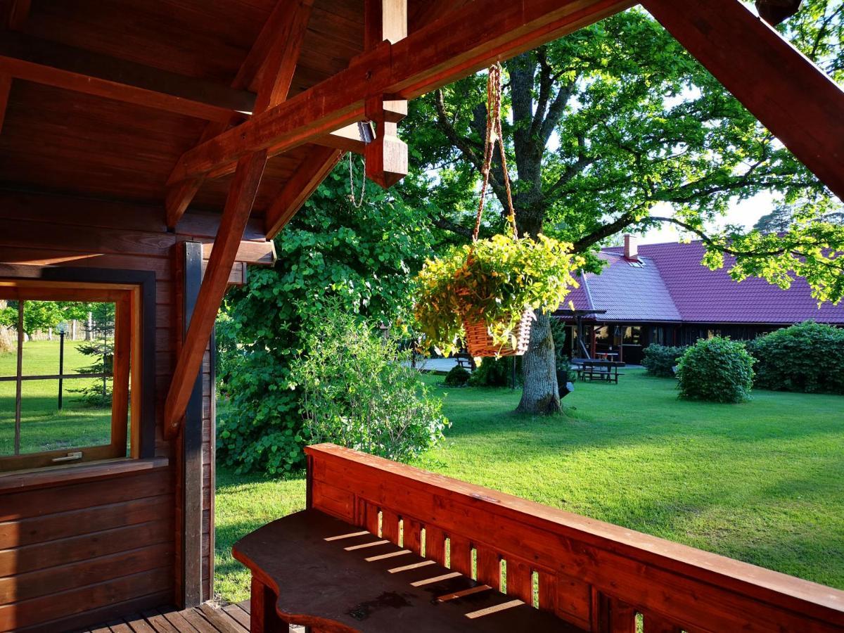 Hotel Viesu Nams Vecmuiza à Tūja Extérieur photo