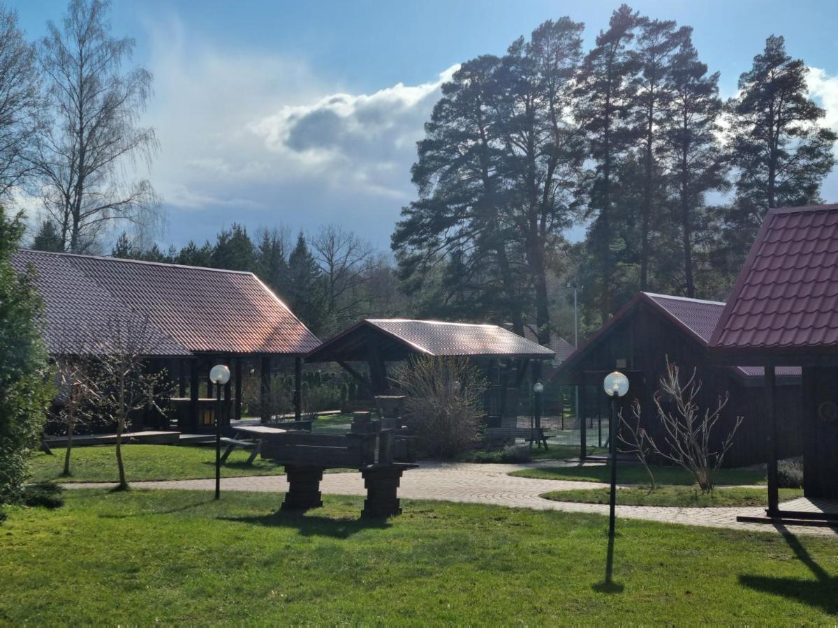 Hotel Viesu Nams Vecmuiza à Tūja Extérieur photo