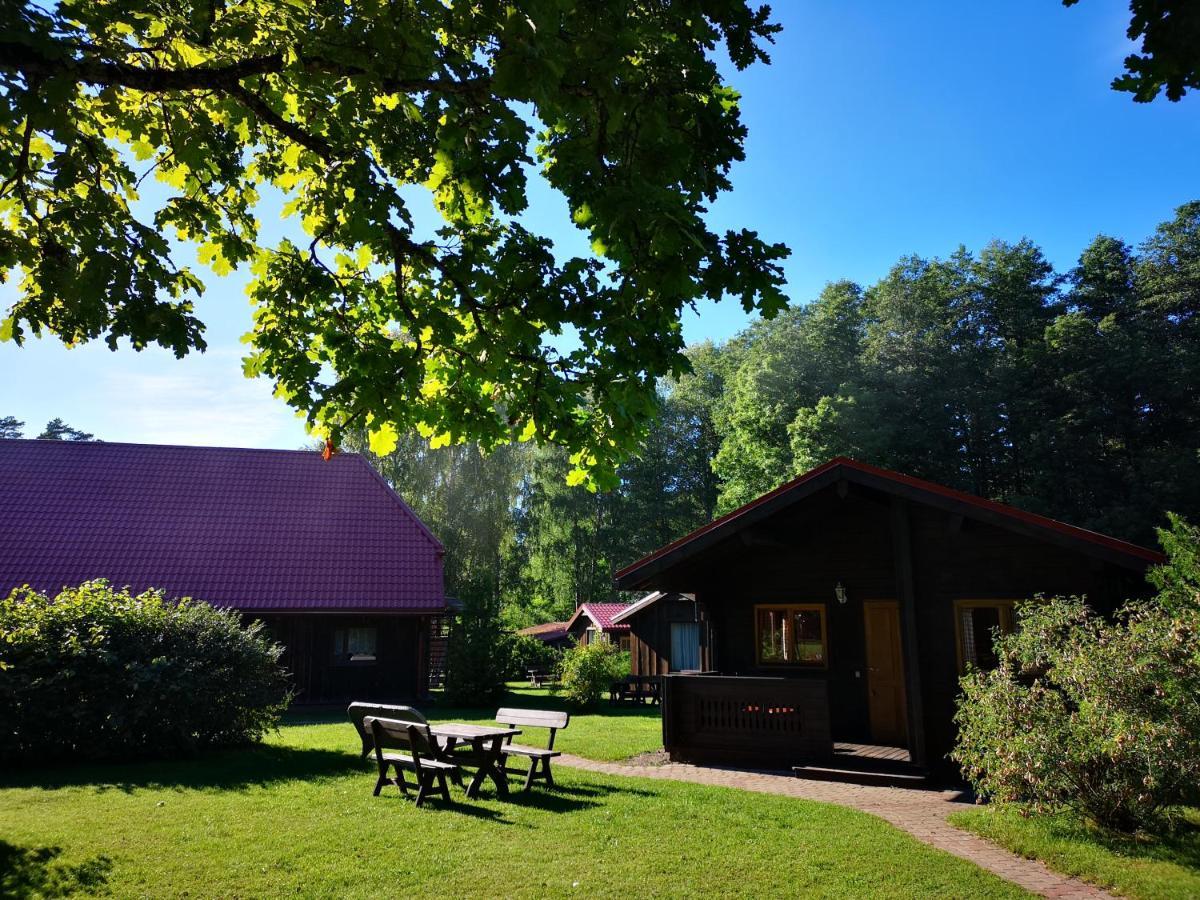 Hotel Viesu Nams Vecmuiza à Tūja Extérieur photo