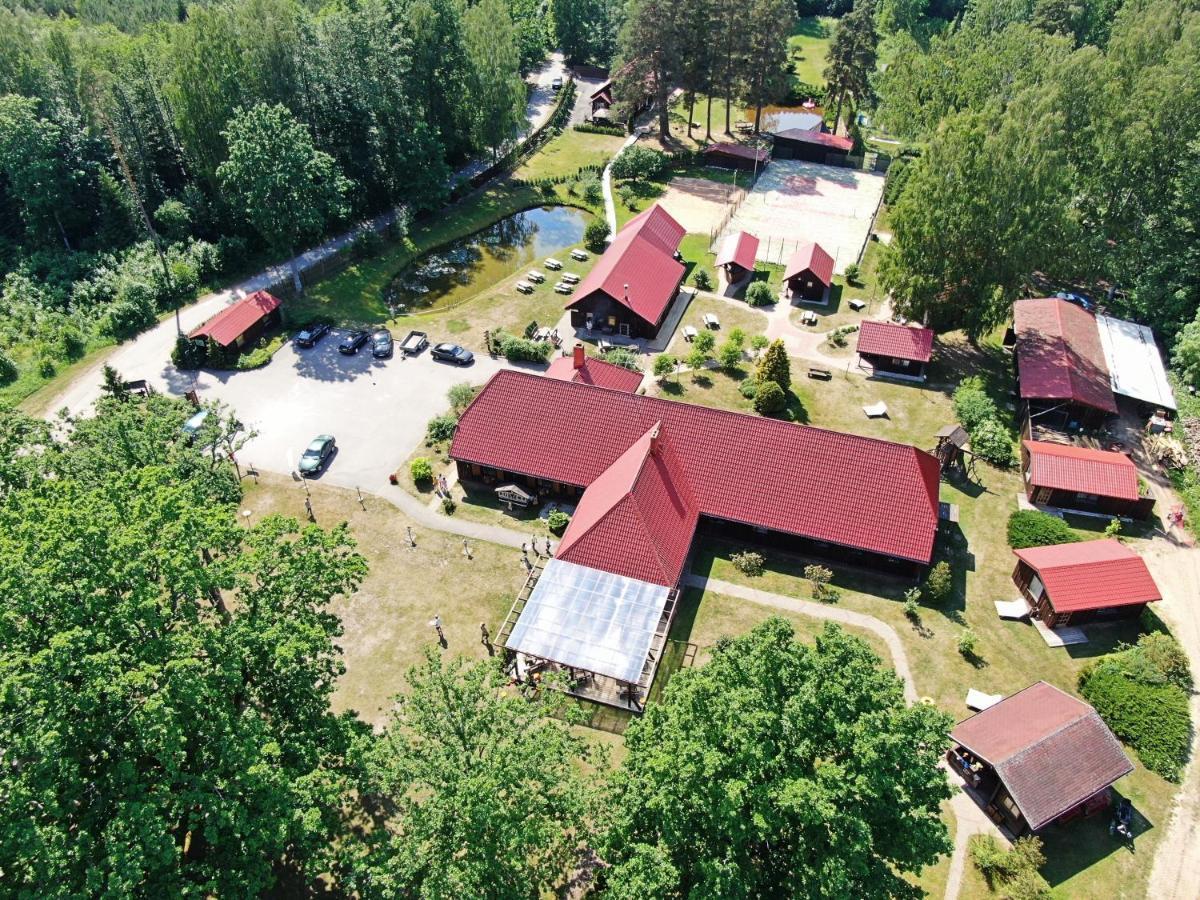Hotel Viesu Nams Vecmuiza à Tūja Extérieur photo