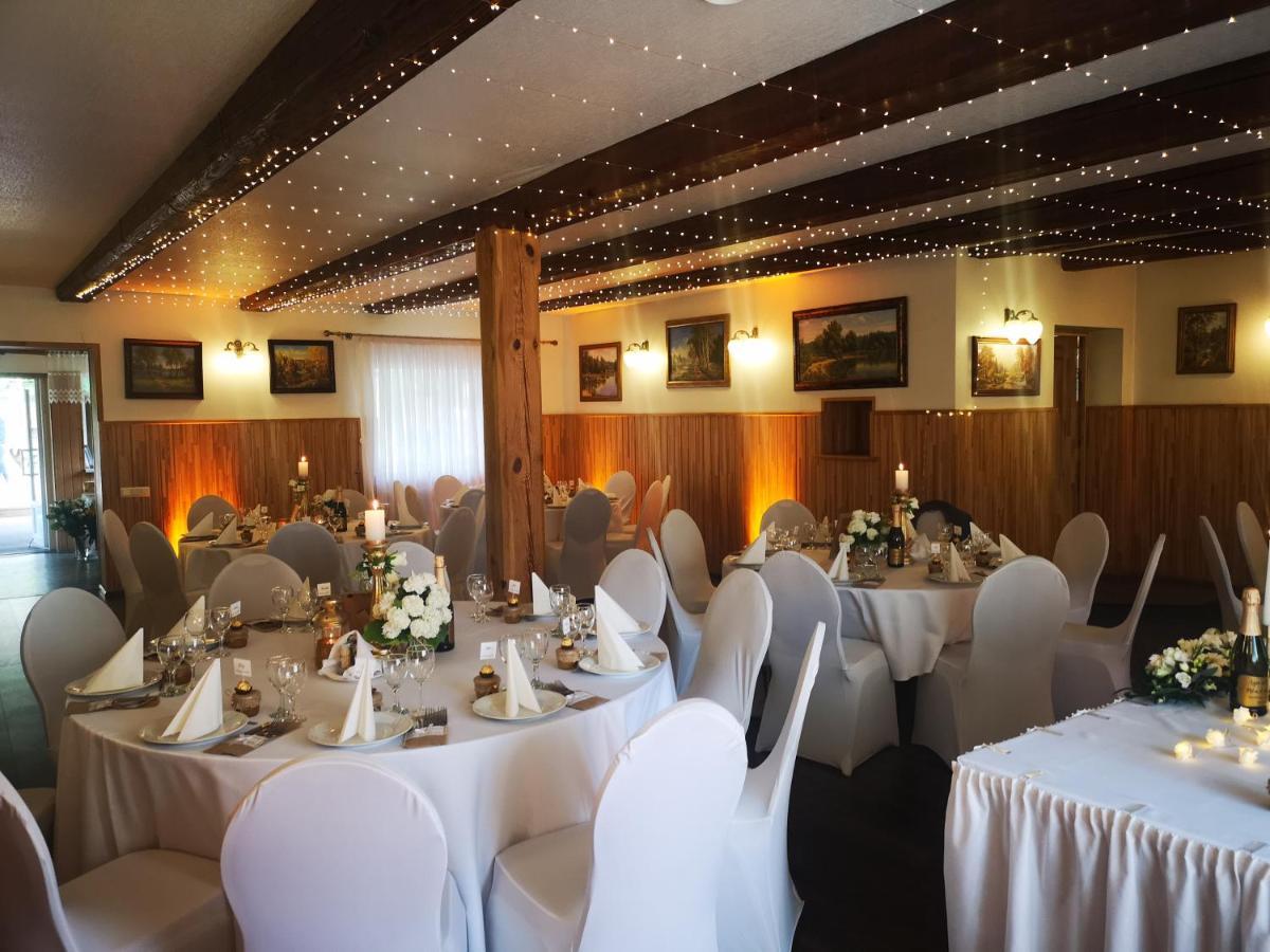 Hotel Viesu Nams Vecmuiza à Tūja Extérieur photo